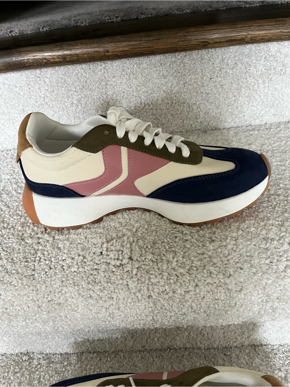 Steve Madden Cream, Pink & Navy Women's Runner Sneaker